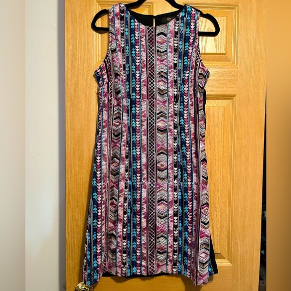 Zink London Embroidered Sleeveless A-line Dress - Picture 1 of 12